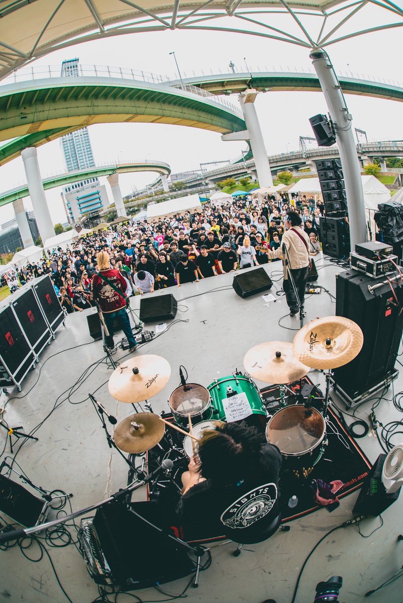 leodrat's tweet photo. 【 LEOFES 2026 レポート 】
PAIL OUT @PailOut
『LEOFES 2026』
俺たちの夢の第一歩の音
お前ら3人に任せて良かった!
一緒に背負ってくれてありがとう!
司
📸 @tani1047ri
#レオフェス速報 #LEOFES2026 https://t.co/ba8SIYZSUF