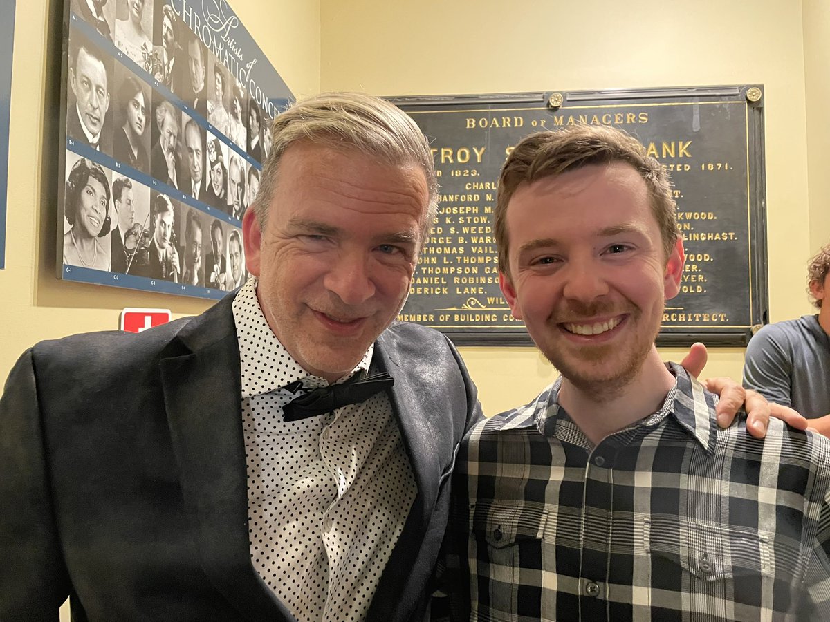 LCJReviews's tweet photo. Thrilled to meet talented singer / songwriter @christrapper who did excellent warm-up set at tonight’s Three Dog Night concert at Troy Music Hall. Chris has songs in “The Devil Wears Prada”, “August Rush”, “There’s Something About Mary” and “Soul on Fire” (on Netflix). Great guy! https://t.co/laMGiwJwNV