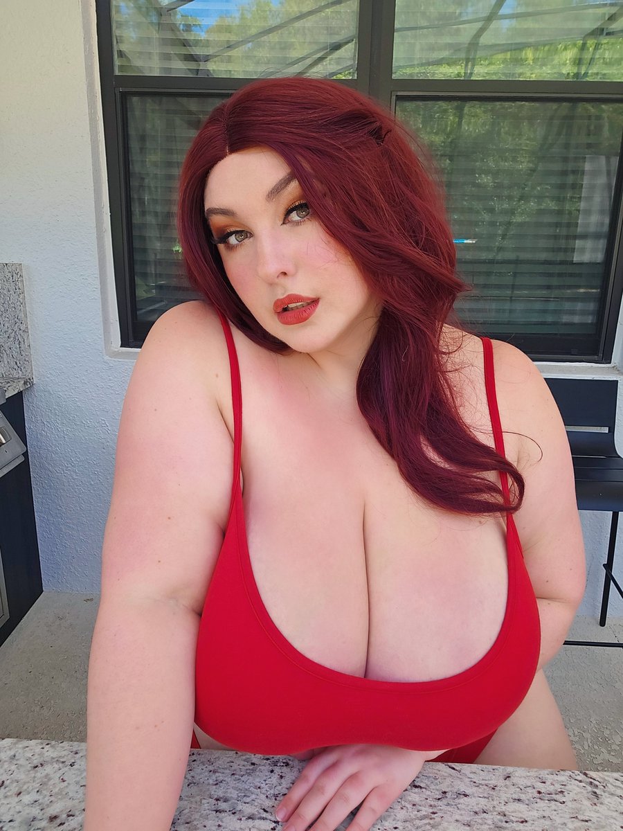 SOPHIEY_A's tweet photo. Would you love to keep my company for a bit? https://t.co/ngioZh2tBa