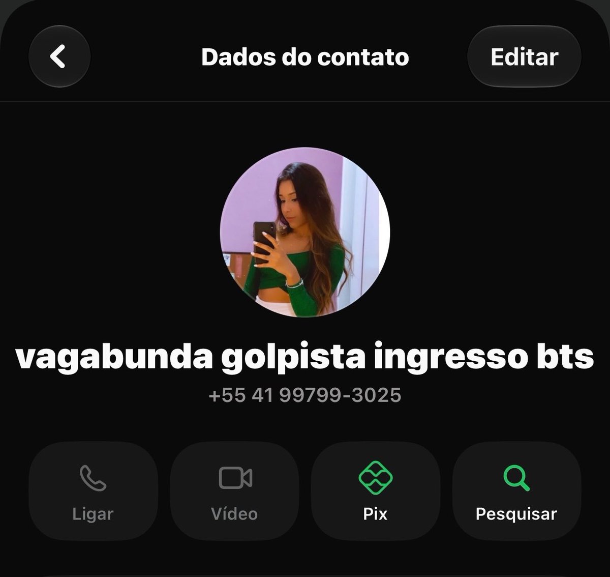 iamcxrol's tweet photo. 🚨 ALERTA DE GOLPE 🚨
essa pessoa me deu um golpe de 500 reais num ingresso pro show do bts

assim que finaliza, ela posta um novo anúncio

o nome dela é Livia Santos

tomem cuidado e não comprem!
@/jurodicalivia https://t.co/bgYaKeMl7F