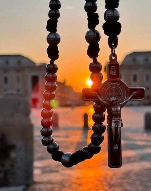 JustAdaugoijele's tweet photo. HAVE YOU HEARD OR DO YOU KNOW ABOUT,

The Rosary of Abandonment: A Prayer of Trust by Servant of God Don Dolindo Ruotolo

In times of anxiety, uncertainty, or overwhelming burdens, many Catholics turn to a simple yet profound devotion known as the Rosary of Abandonment (also called the Surrender Rosary).
This short chaplet, prayed on ordinary rosary beads, centers on two powerful refrains: “Jesus, You take over!” and “Mother Mary, guide me.” Its message of complete surrender to divine providence has brought peace to countless souls, echoing the words of Scripture:
 “Cast all your anxieties on him, for he cares about you” (1 Peter 5:7).

The prayer was composed by Servant of God, Don Dolindo Ruotolo , a Neapolitan priest renowned for his deep spirituality, humility, and mystical experiences
Fr. Ruotolo is most famous for the Surrender Novena, in which Jesus is said to have spoken to him these consoling words:
“Shut your eyes and say with all your soul: Jesus, You take over. Don’t be afraid, I indeed will take care of you… A thousand prayers do not equal only one act of abandonment.”

The Rosary of Abandonment flows from the same spiritual insight. It invites the faithful to hand over every worry, problem, and decision to Jesus while seeking the maternal guidance of Mary.

How the Prayer Is Structured

The Rosary of Abandonment begins with the traditional invocations:
“O God, come to my assistance. O Lord, make haste to help me.”
Glory Be, Our Father, and Hail Mary.

It then proceeds through five decades:

1. 1st Decade: “Jesus, You take over!” (10 times) + Glory Be  

2. 2nd Decade: “Mother Mary, guide me.” (10 times) + Glory Be  

3. 3rd Decade: “Jesus, You take over!” (10 times) + Glory Be  

4. 4th Decade: “Mother Mary, guide me.” (10 times) + Glory Be  

5. 5th Decade: “Jesus, You take over!” (10 times) + Glory Be

It concludes with the Hail, Holy Queen.