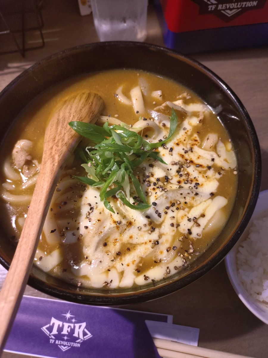 hikki8pon's tweet photo. アンジャッシュ渡部のチャンネルに
影響されて📲
🧀🍛🍜🥢Jam3281のカレーうどん
@ふじみ野市 上福岡
『TFR』
極上jam焼きチーズカレーうどん
#上福岡 #ふじみ野 #カレーうどん
#武蔵野うどん #Jam3281
#アンジャッシュ #渡部建 https://t.co/6o9EXBD8h1