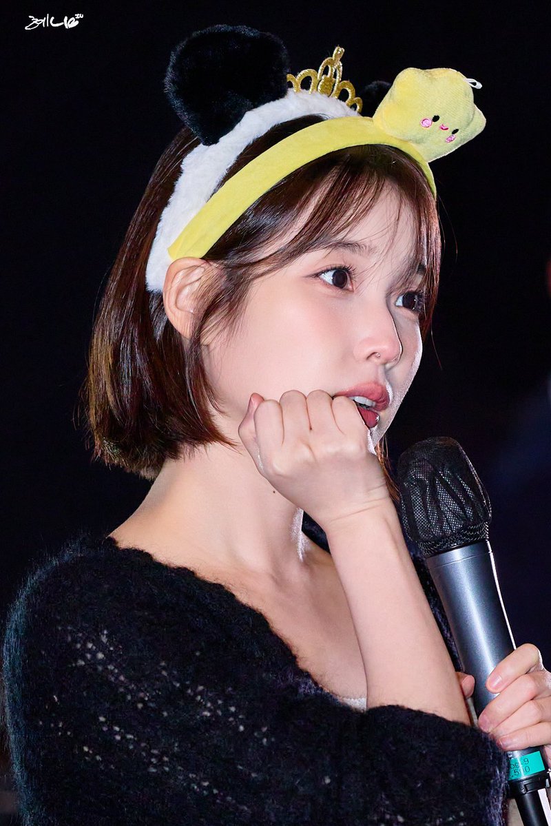 rallarooyo's tweet photo. 지은언니 사랑햐 …. https://t.co/rwKxDkSJHu