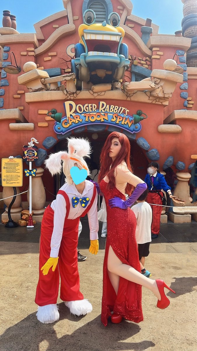 wtame_cos's tweet photo. 「��の愛しいロジャー」

キャストさんにお声かけ頂いてアトラク正面で撮影させて貰った！
ラビット夫婦で行けたの楽しかった～

#Dハロ2026 https://t.co/TOTut759cE