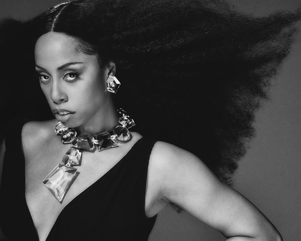 spacecowboyhash's tweet photo. September 26th, 2025. 

Happy one-year anniversary to Rochelle Jordan's "Through the Wall". 🪩✨ https://t.co/oqoaKcOmiG