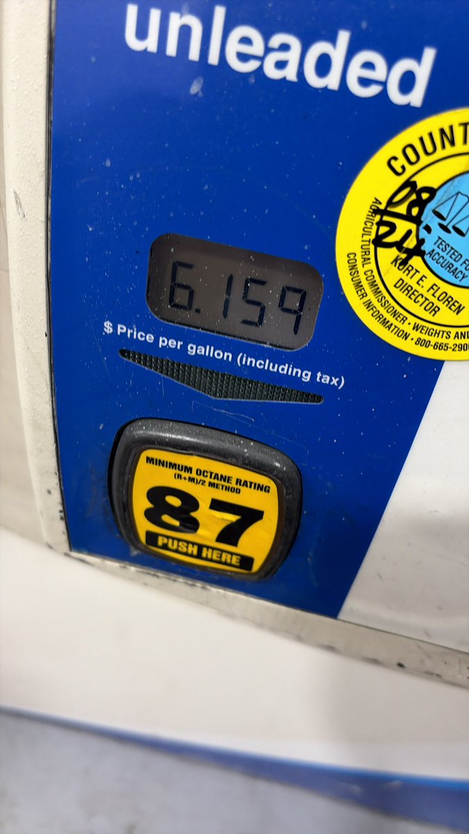 JS3131's tweet photo. WTF Arco CA https://t.co/tgWyufwyVt