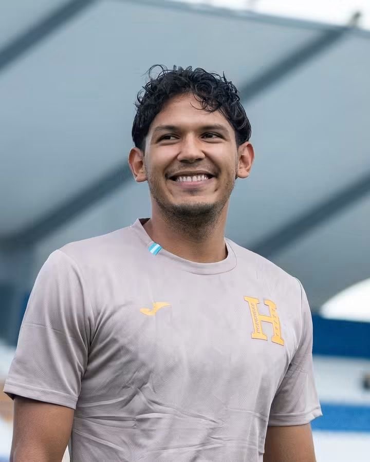 JorgeRdeportes's tweet photo. Aja Porristas 📣 ❓

Sigan alcahueteando jugadores …. 
Promoviéndolos 
Honestamente le siguen imponiendo jugadores al CT y definitivamente le hacen la lista al DT no importa quien sea. 

Nada nuevo en estos más de 12 años de Fracasos de la actual federación. 

#SinChimarse https://t.co/IH4oWOHIqi