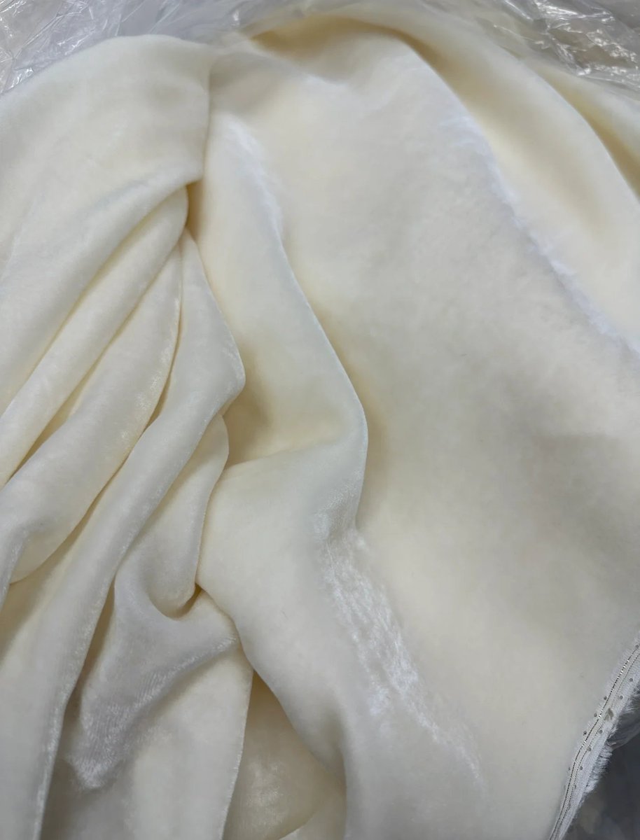 kpc0086's tweet photo. [The silk from Ye Cheng is so delicate and elegant, the best choice for high-end clothing!]， https://t.co/XSVTxjTPhN