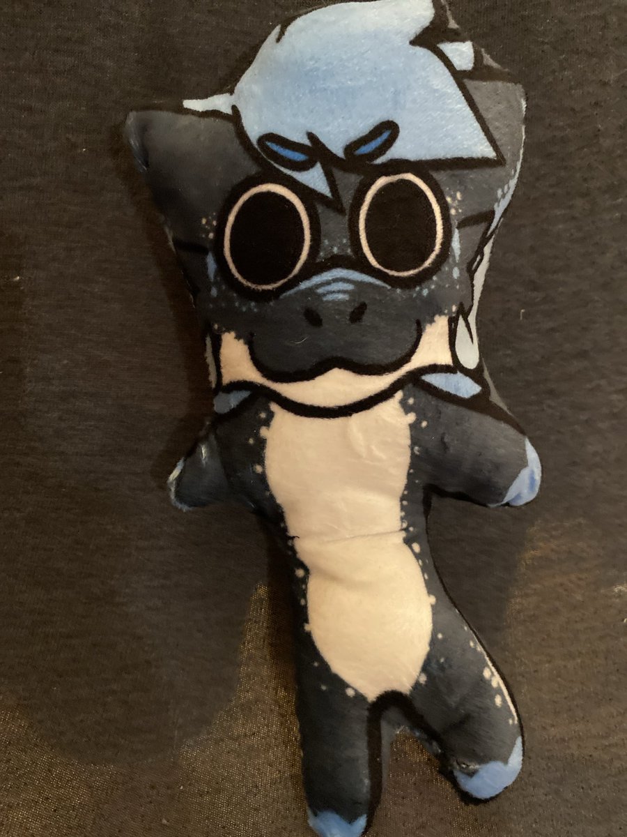 Tubby__Tubs's tweet photo. I turned @ItsTheRealGuusy into a cursed plushie https://t.co/PN54nfR3NN