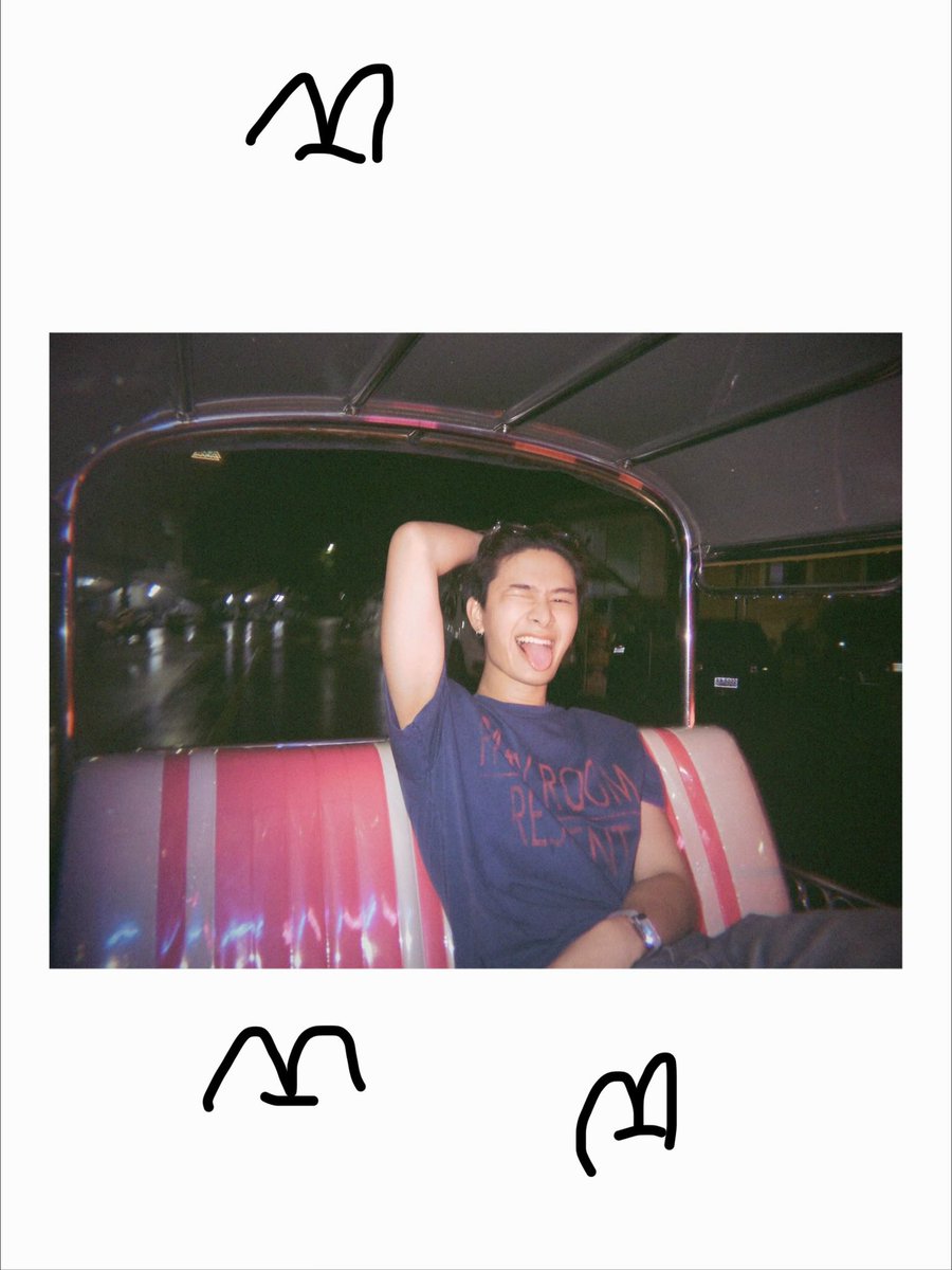 thatmyshibx's tweet photo. น้องไทยวาดรูปท้องฟ้ากับนกเหมือนตอนเด็กเยย 
ยี่ฉิบฉองขวบเองหนิ🥺

#THAIchayanon 
#HAPPYTHAIchayanonDAY https://t.co/pQe2Bke0e2