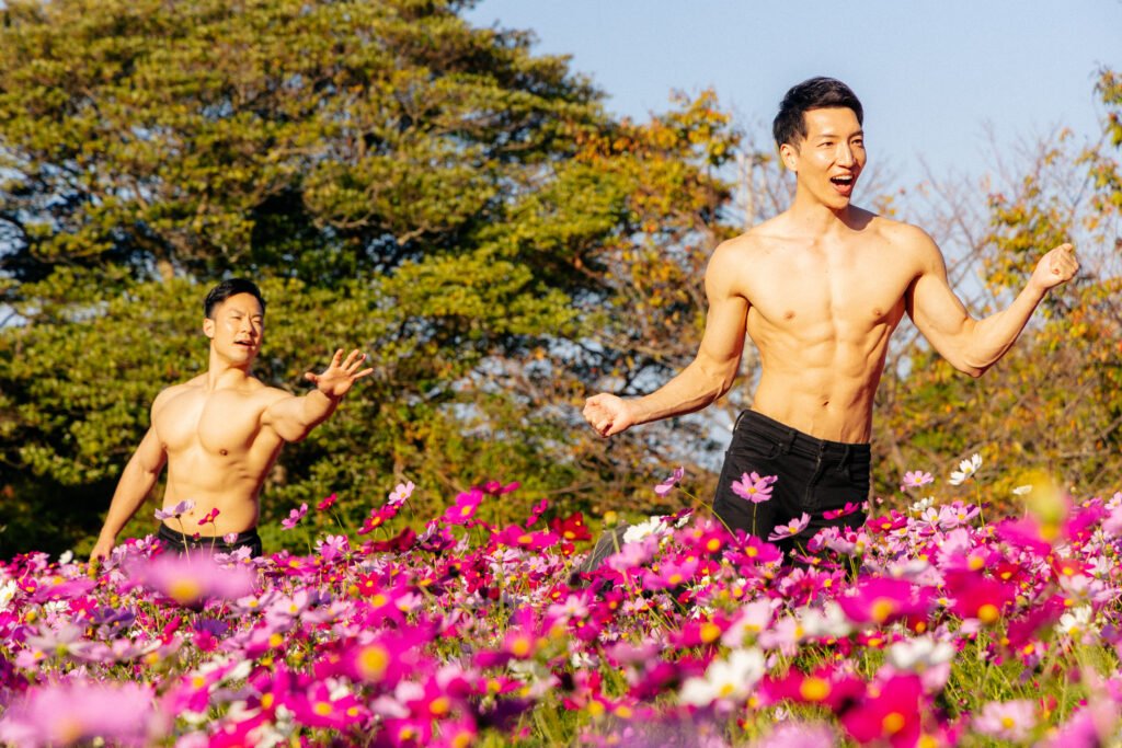 muscleplus_free's tweet photo. コスモス畑でマッチョをつかまえて

※AIではなく実際に撮影しています https://t.co/0FCFqC4lKc