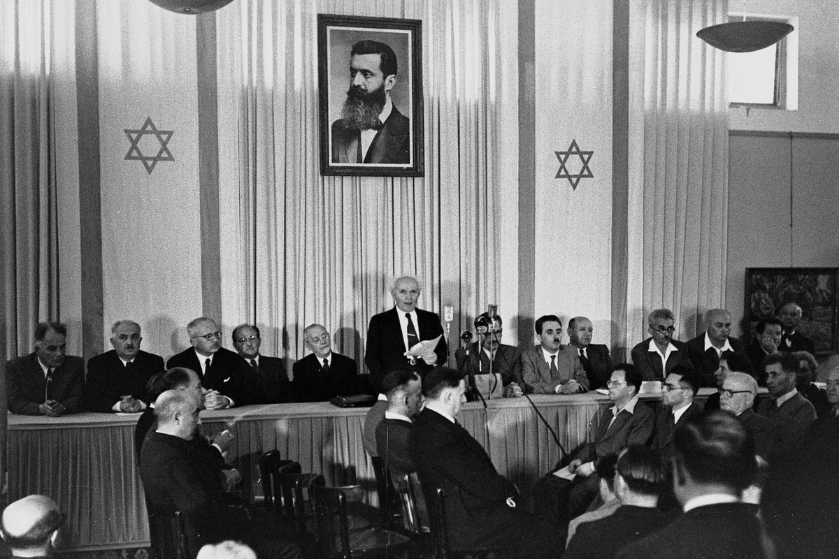 dor6u8's tweet photo. Early statehood Israel is such an interesting period to read or look at pictures about https://t.co/UnYDoG9mSX
