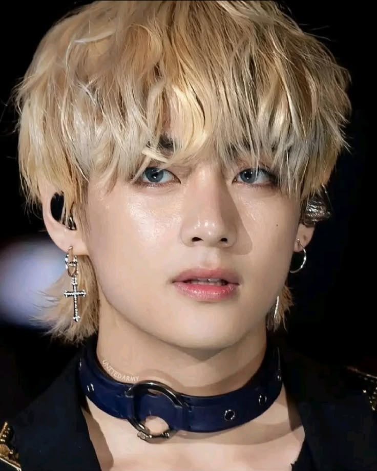 tetedesx's tweet photo. i’m in shock, Taehyung is so gorgeous https://t.co/Ijy4eAPUx5
