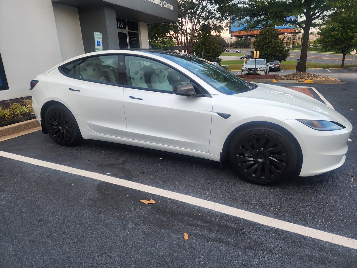 yenigami's tweet photo. Purchased a set of Umbra wheel covers from @rimetrix to protect against any curb rash vs those aluminum rim guards after seeing some mentions on reddit. These were very easy to install and look pretty nice! Definitely a bonus that they are currently on sale. Highly recommend! https://t.co/0oRNtoHAJl