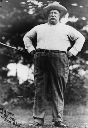 laurynflint's tweet photo. Fuck I just love looking at him. Every president should look like this https://t.co/0FHa0S5Gwx