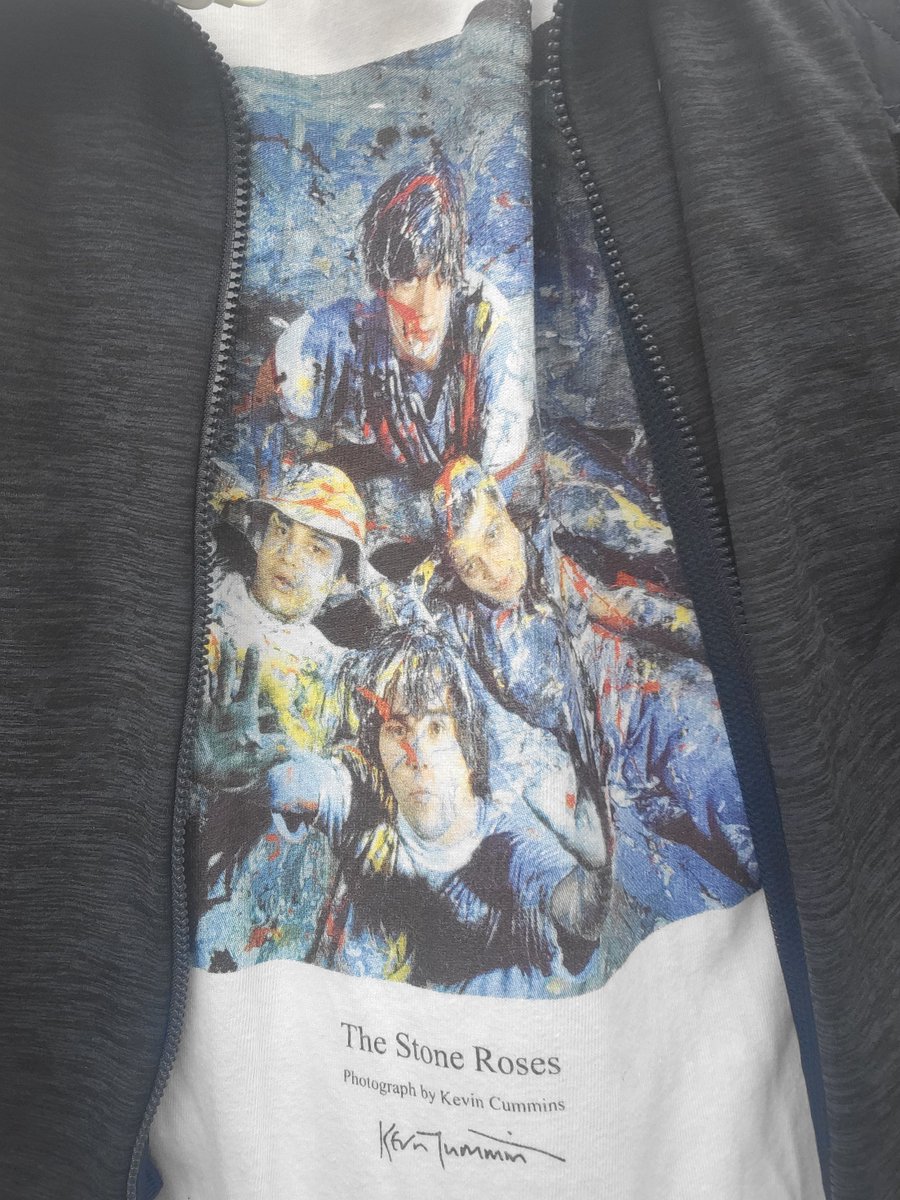 jitukawagen's tweet photo. なんとなく着てみた
#TheStoneRoses
#JacksonpPollock
#KevinCummins https://t.co/VMR6I5FciW
