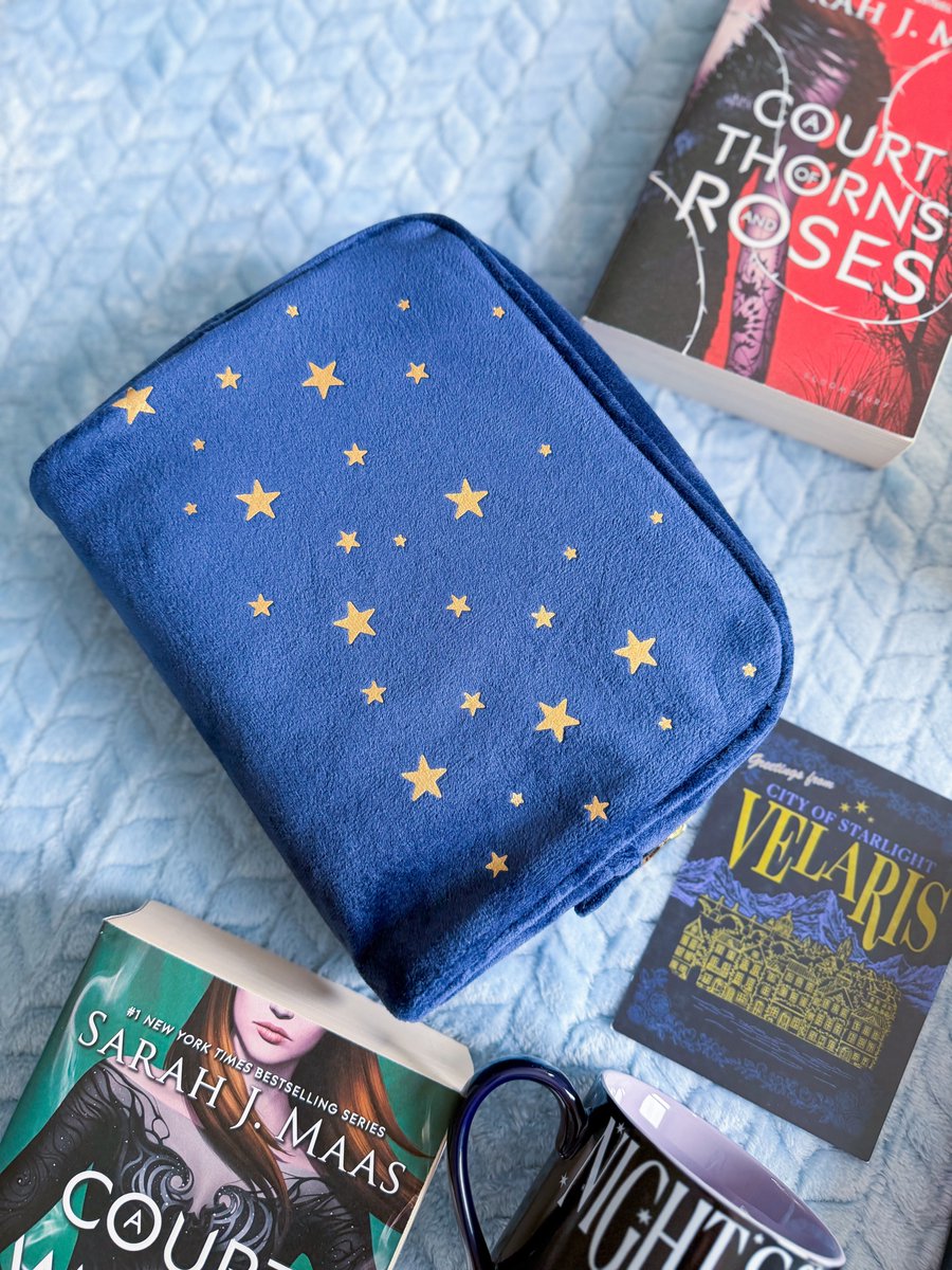 DeandreZapbnuy's tweet photo. I’m rereading A Court of Thorns and Roses, and Shop Garvin Lane timed its ACOTAR drop perfectly! I’m intrigued by the titles and covers revealed for books 6 and 7. The ombré covers and start of The Valkyrie Cycle suggest a new direction. Thoughts? https://t.co/ftJBrX2HGl
