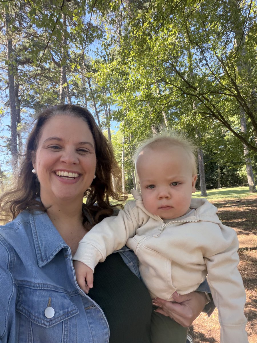 emilywallace80's tweet photo. I promise he loves me 💙 #oscarstucker https://t.co/hdKkm4Hhwh