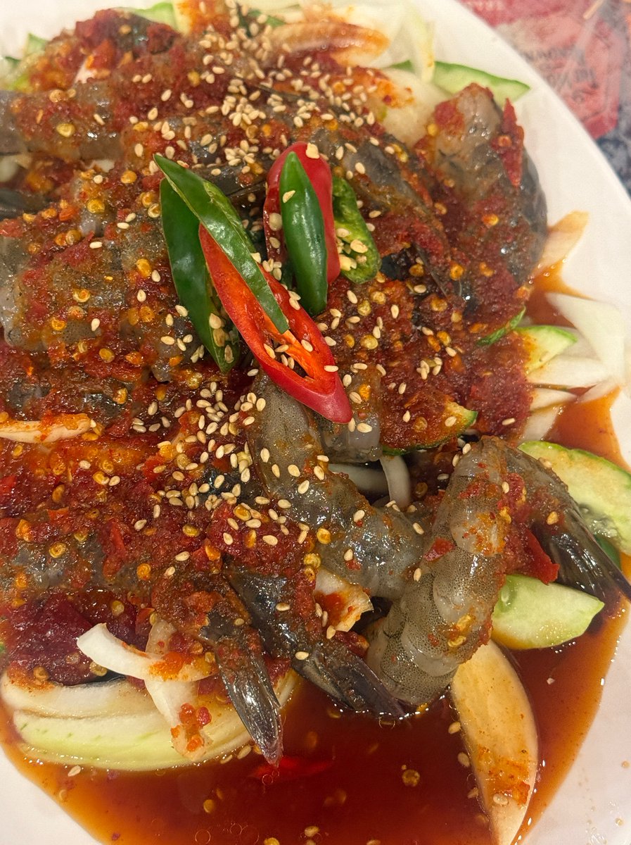allaboutuoo's tweet photo. 수원 인계 대포집 갈사람…..
매운 생새우 무침이랑 생새우먹어야됨 https://t.co/QHvxLbZrcX
