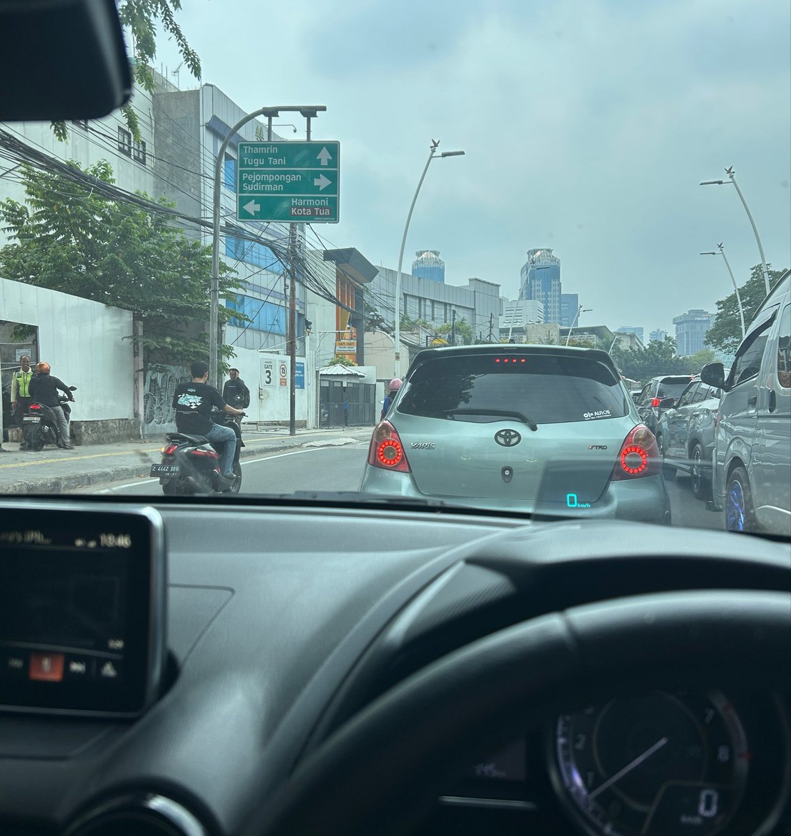 iniakunegg's tweet photo. I always miss my dad whenever i pass this road. It had been 10 yrs be the head of family. https://t.co/N2fbXU6ucs