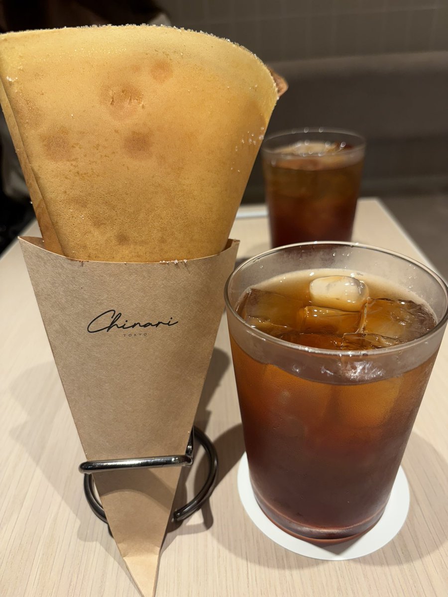 sho_time_JPN16's tweet photo. 亀のライブの時に仁が差し入れしたクレープ食べてきた！美味しかった😋
#FROMHERE https://t.co/qTODh1ls3R
