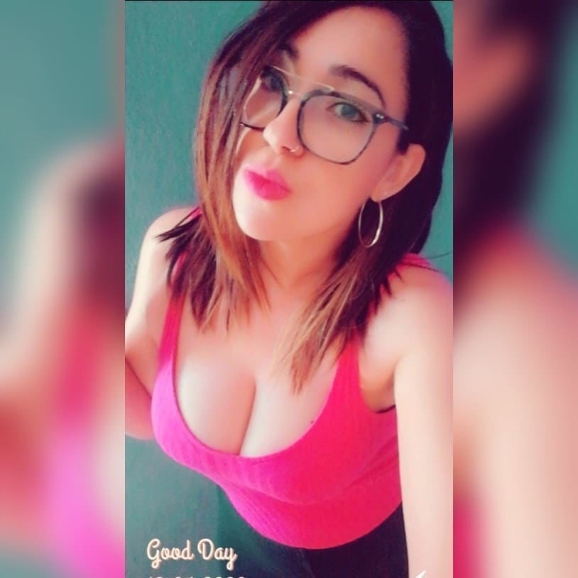 RaneeSegleeq's tweet photo. HAPPY KISSING DAY! https://t.co/sWFuMFBNLz