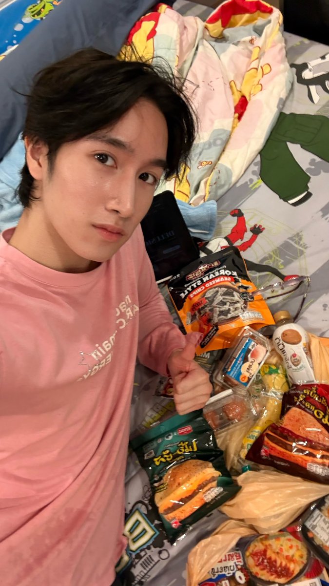 p_putterr's tweet photo. Rain literally won’t stop 😭 I ain’t going nowhere, it’s officially time to enter my hermit era ☔️🫠 #puttersupakorn https://t.co/kRE3tCjDlU