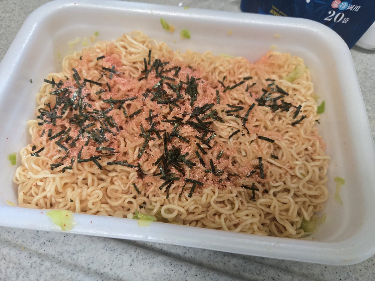 manyozou's tweet photo. 今日のペヤング
復刻たらこやきそば

#ペヤング
#ペヤ活
#去年も食べた気がする https://t.co/ddgNccMMt4