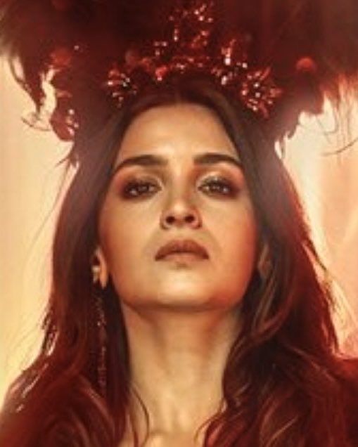 StriderEl's tweet photo. 30 years of ICONIC Bhansali heroines, and now we’re left with…Alia Bhatt.☠️ https://t.co/eNkrR6hj5N