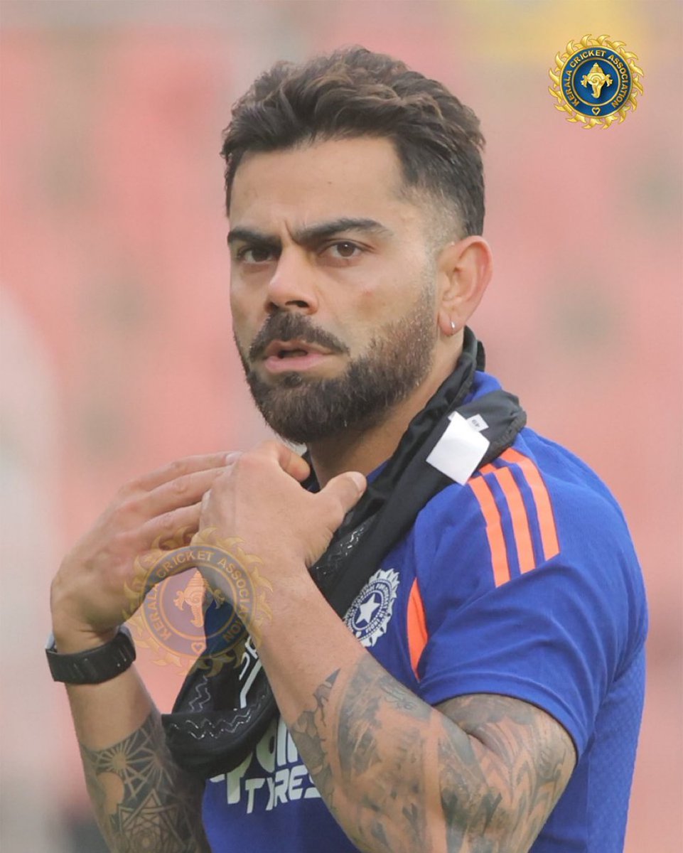 mufaddal_vohra's tweet photo. KING KOHLI IN THIRUVANANTHAPURAM. https://t.co/zfVzfeEtZ4