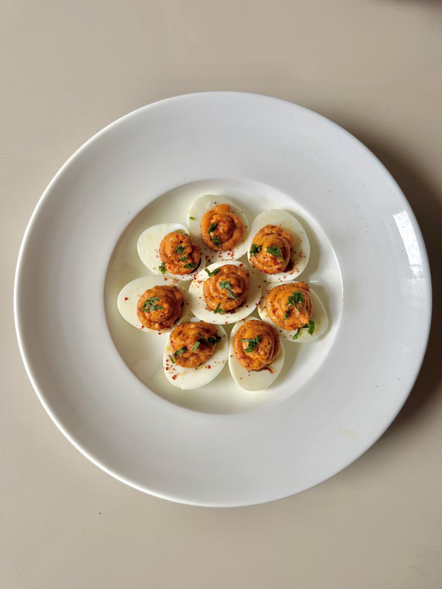 Jjongpamine's tweet photo. recook “Deviled Eggs” recipe from Shh, the Secret Chef (featuring Enhypen JAY Park &amp; Chef Edward Lee

#쉿_비밀의솊 #ShhSecretChefJAY
#ENHYPEN_JAY #제이 #ジェイ @ENHYPEN https://t.co/Ou2cyM9uKg