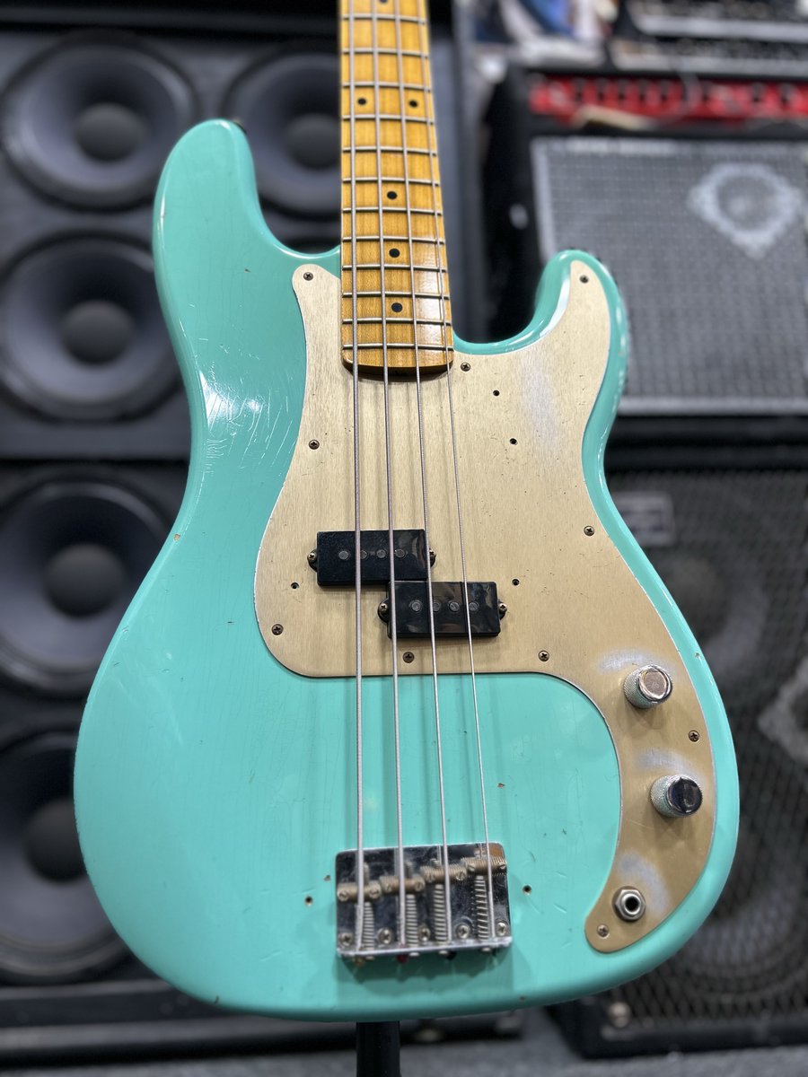 1484shibuya's tweet photo. 【#FENDERCUSTOMSHOP / 1959 Precision Bass Journeyman Rekic/Heavy Relic Neck Back Faded Aged Sea Form Green】
¥693,000
https://t.co/cLqsk2DDR0
ネック裏のみHeavy Relic!1959モデルの一本が新着!
キュートなルックスに加え豊かな響きも携えた良個体です!
#Bass #ベース #Fender https://t.co/C4nvuHbJdY