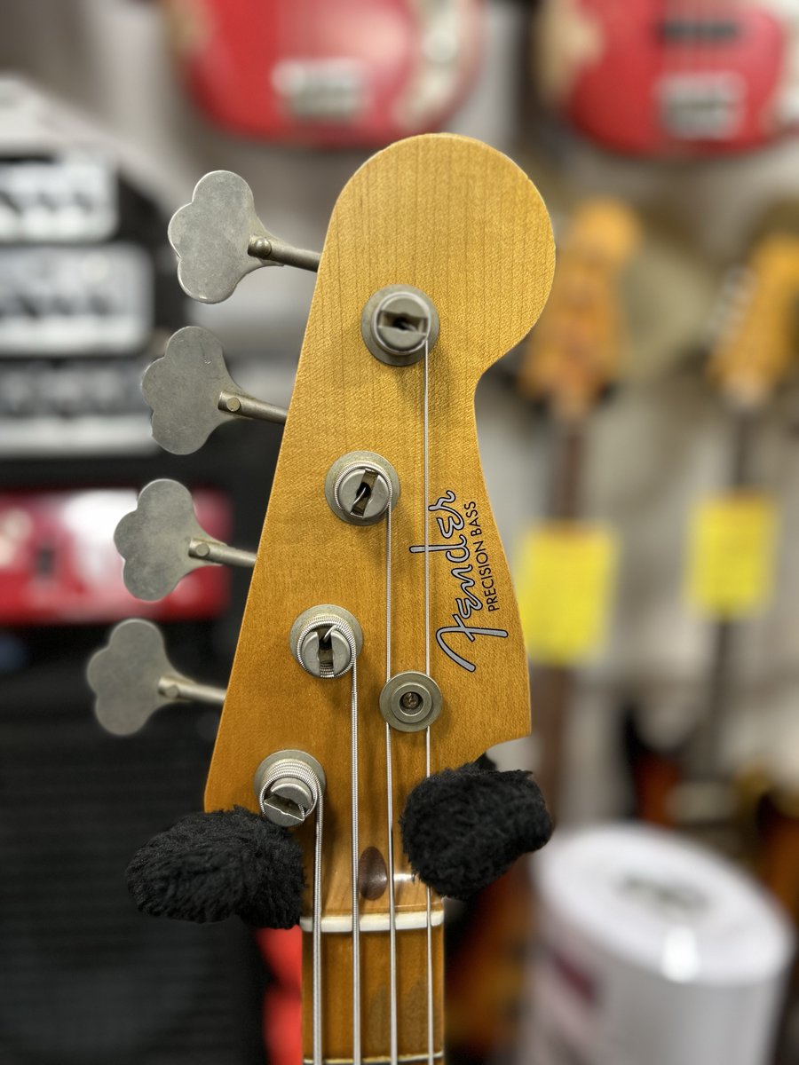 1484shibuya's tweet photo. 【#FENDERCUSTOMSHOP / 1959 Precision Bass Journeyman Rekic/Heavy Relic Neck Back Faded Aged Sea Form Green】
¥693,000
https://t.co/cLqsk2DDR0
ネック裏のみHeavy Relic!1959モデルの一本が新着!
キュートなルックスに加え豊かな響きも携えた良個体です!
#Bass #ベース #Fender https://t.co/C4nvuHbJdY