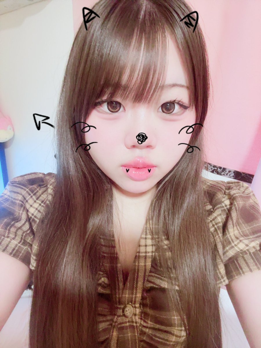 xib92z's tweet photo. 今色々お化粧変えてみてるんだ〜〜どう？？₊♡⁺⋆ ʕ๑'ꇴ'๑ʔ
 #裏アカ女子  #裏垢女子  #裏アカ男子と繋がりたい https://t.co/M9clRMBUJI