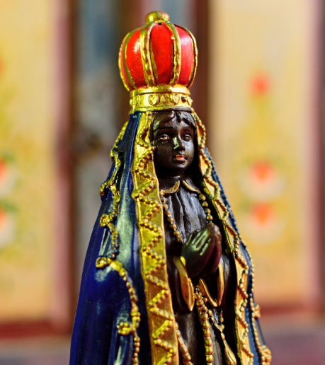 justmengo1's tweet photo. “Nossa Senhora Aparecida, Padroeira do Brasil, rogai por nós!” https://t.co/0UE1h32rXB