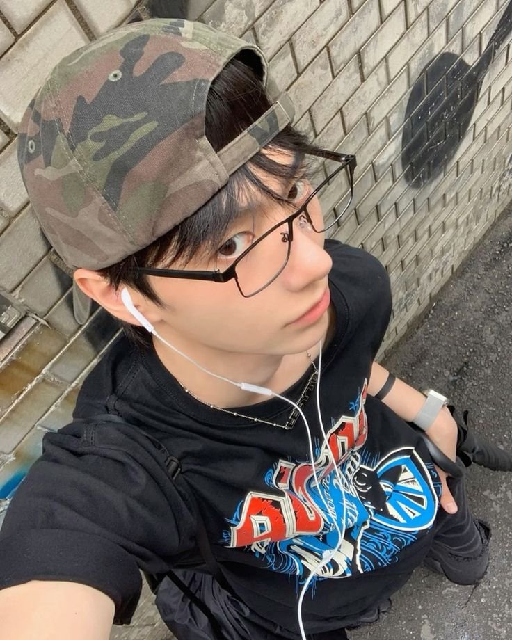 volteyds's tweet photo. ㅤ

⁣　    ⁣ @ chragebolt sns update  —  092626
ㅤ
⁣　    ⁣ https://t.co/aFrMZ8UX2K