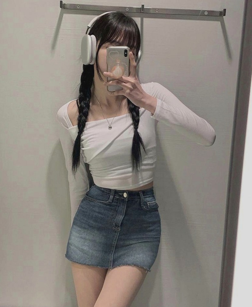 BrookeGarrcs's tweet photo. なんか今日は全部どうでもよくなる感じ🙃気分の浮き沈み
#相互フォロー #おつツイ https://t.co/XoAACXCZgS