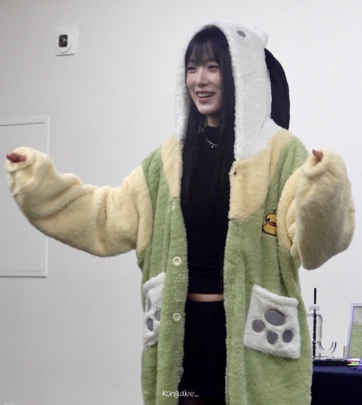 kongalee_'s tweet photo. 🐼🟰🐶 

#이서연 https://t.co/NULvfxGTBy