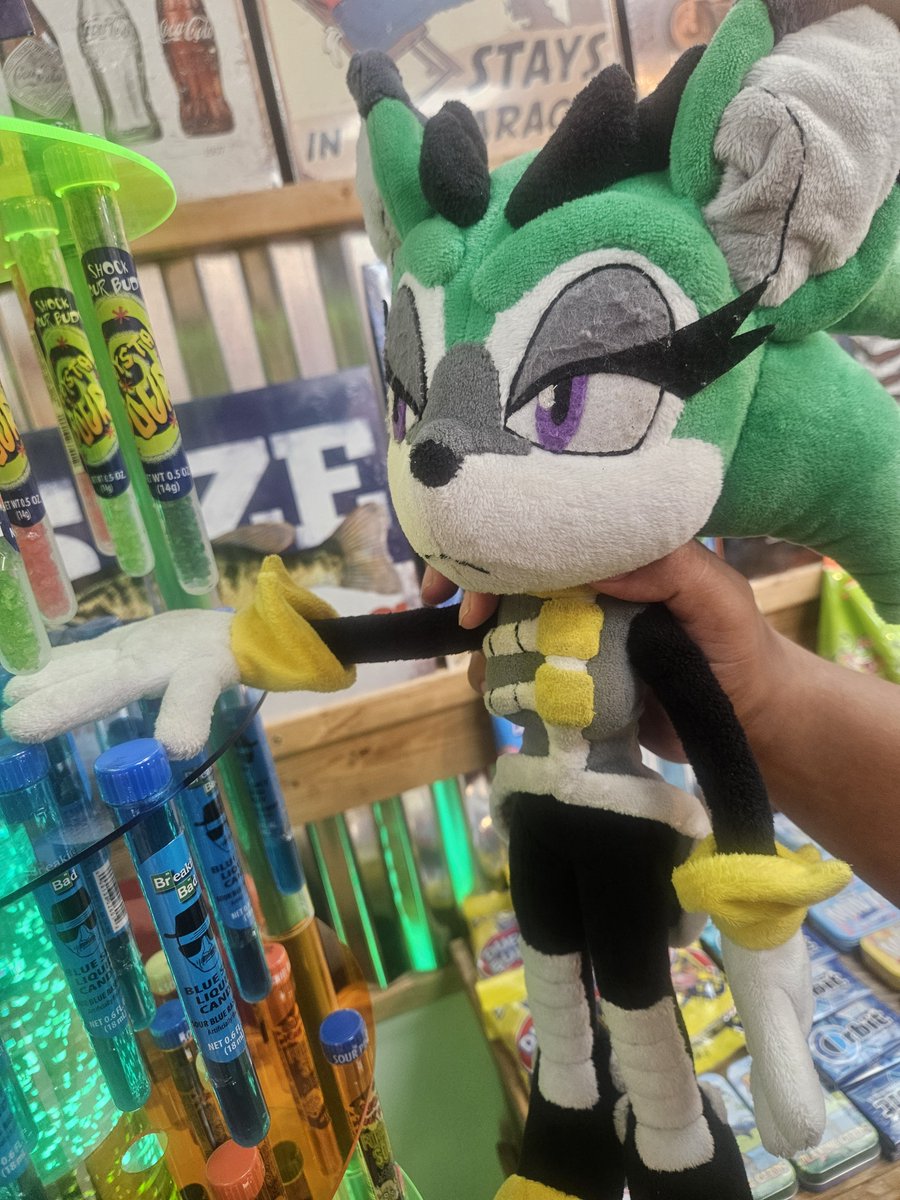 90sDank's tweet photo. Another vist at the rocket fizz  where u can find random candy and soda https://t.co/jCsX9Onico