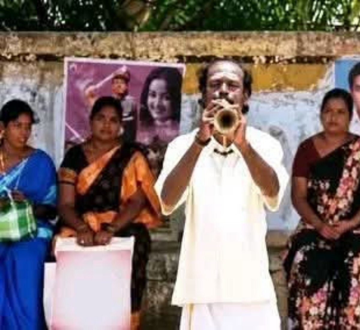 Expi_R045's tweet photo. Assembly Poll expense: 

DMK with 197cr               Anna with 19.8cr https://t.co/UzC0IKgvaW