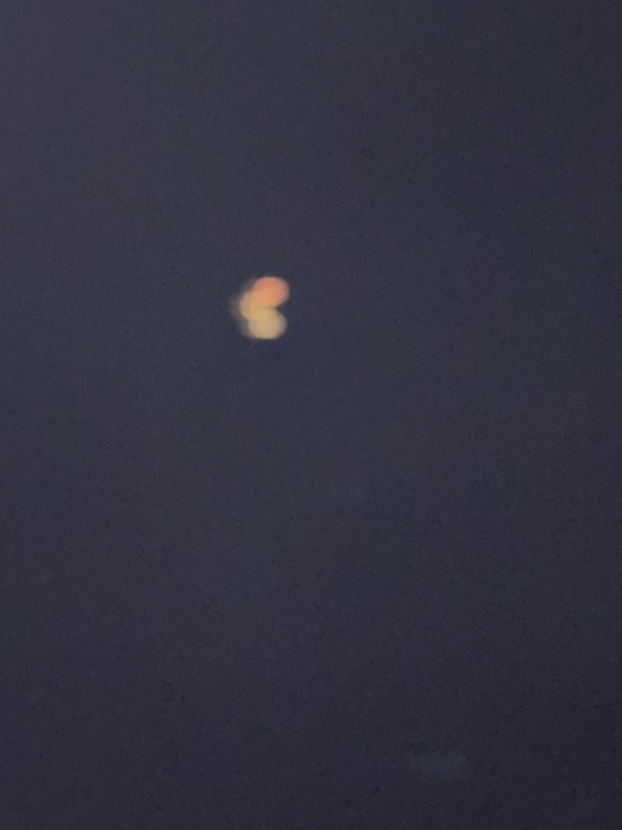 hunter_rin82452's tweet photo. @WarWatchIntel just saw a b2 heading over Raliegh NC in southwest direction...couldnt get a good picture with flash on https://t.co/uTXhcMeHc4