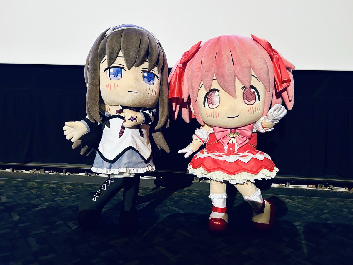 madoka_magica's tweet photo. まどかちゃん＆ほむらちゃん
グリーティング上映会
⋆┈┈┈┈┈┈┈┈┈┈┈┈┈⋆

MOVIXさいたまの皆さま、
ありがとうございました🎀

この後はユナイテッド・シネマアクアシティお台場におじゃまします！

▼チケット購入はこちら！
https://t.co/Zx3cwHnbIe

#まどかマギカ https://t.co/MiWvnGy8JL