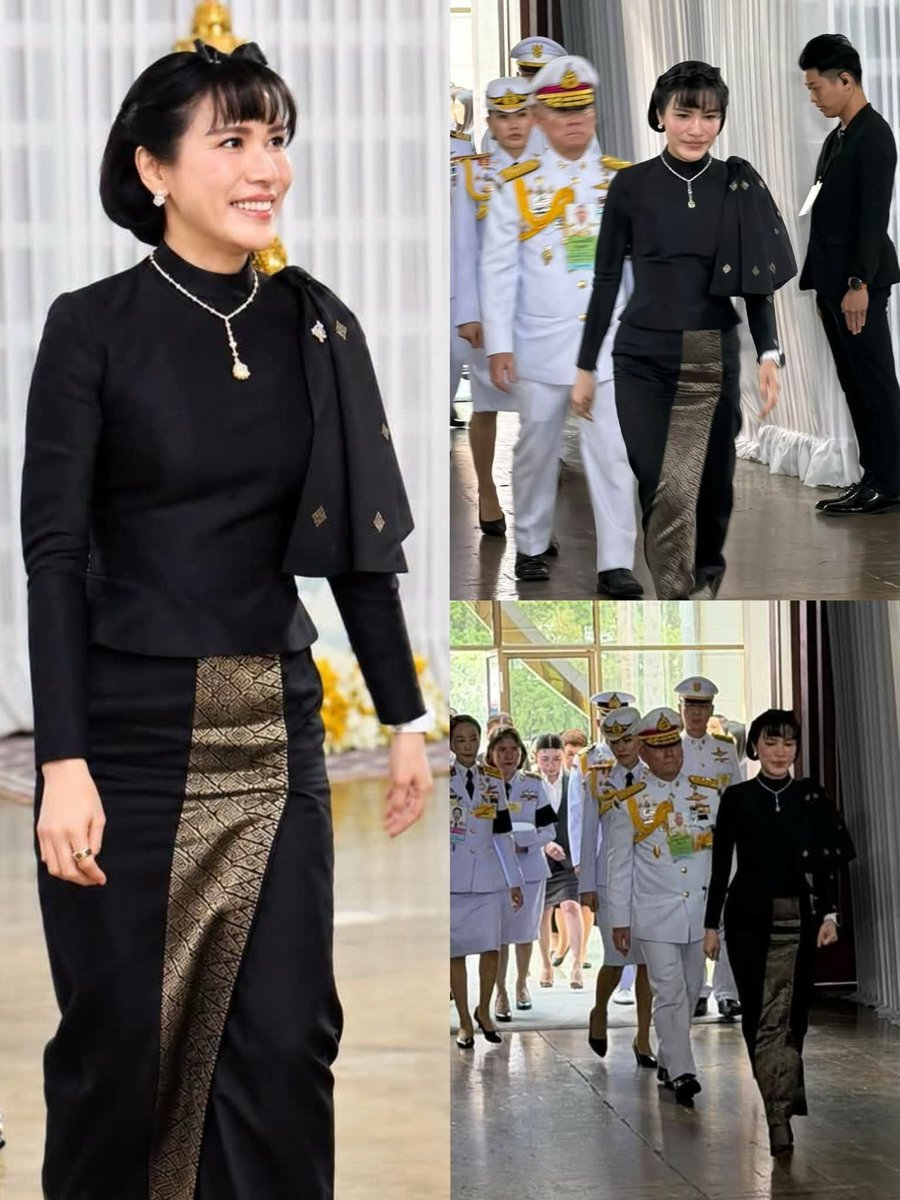 HoWlOnGs4ever's tweet photo. พักหลังซีเฟยไม่เดบิ้วชุดใหม่เลย เอาชุดซ้ำกลับมาใส่ใหม่ เครื่องประดับล็อตเดิม เปลี่ยนเสื้อเป็นผ้านุ่ง เปลี่ยนผ้าถุงเป็นสไบ เปลี่ยนสร้อยเป็นจี้ เปลี่ยนจี้เป็นเข็มขัด 

ซีเฟยงบหมดไหมง่ะ หรือ เทรนสมัยนี้เน้นรียู้ส มิกแอนด์แมช แปลกตาดี 😅 https://t.co/KBUIIk1XS0