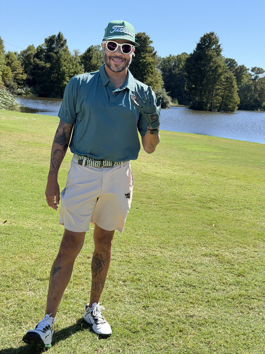 rocketman_8203's tweet photo. When you play hostile you win golf tournament or shall I say when you play TUFF! Really the love the Tuff Crowd golf line from @Tuff__Crowd  high quality ish! #TuffCrowd #Golf #BucksIn6 https://t.co/3qeYDEWWVJ