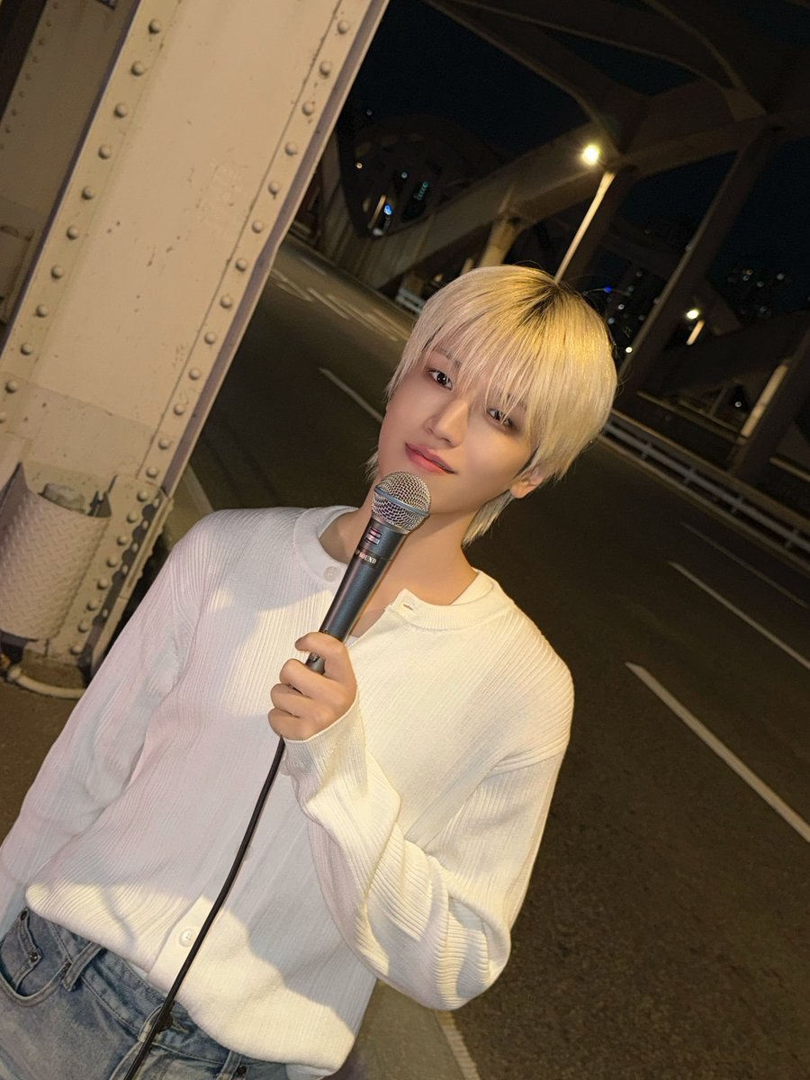 St_Oo4r's tweet photo. 오빠야 오빠.... 상혁오빠...// https://t.co/SgEE5OS1Qk