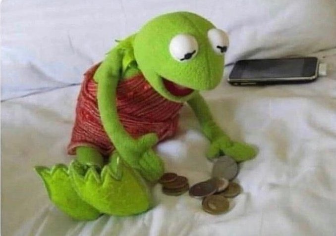 janawithluv's tweet photo. y’all selling out 500$ jackets and I’m trying to figure out encore budget 😭 https://t.co/Ut9MeYCQO6