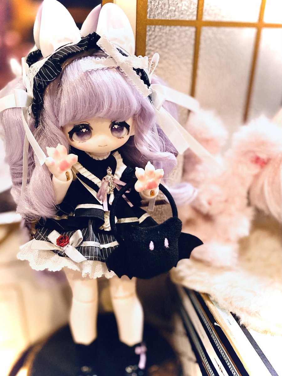 HBCocoon's tweet photo. デカールで自分作った芙芙ちゃんフェイスが天使すぎたので、本物の芙芙ちゃんもお迎えしてしまいました♪
けもハンドもGET✨️

髪もクルクルでかわいい🤍
すっかりモフおやにハマってしまった🫠

CanDoのコウモリのぬいぐるみ付きヘアゴム気に入ってます🎃🦇🕸

 #モフモフおやすみ https://t.co/CK5FvnOaSl