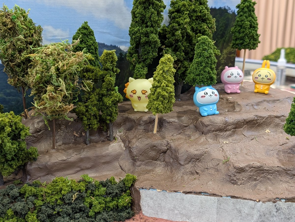 topunan_bot's tweet photo. 鳥取砂丘こどもの国にて鉄道模型の展示イベントを行なっていますのでお時間がある方はぜひお越しください。
本日は17時まで、明日は10時から15時頃まで開催中です。 https://t.co/GPPqKFrusn