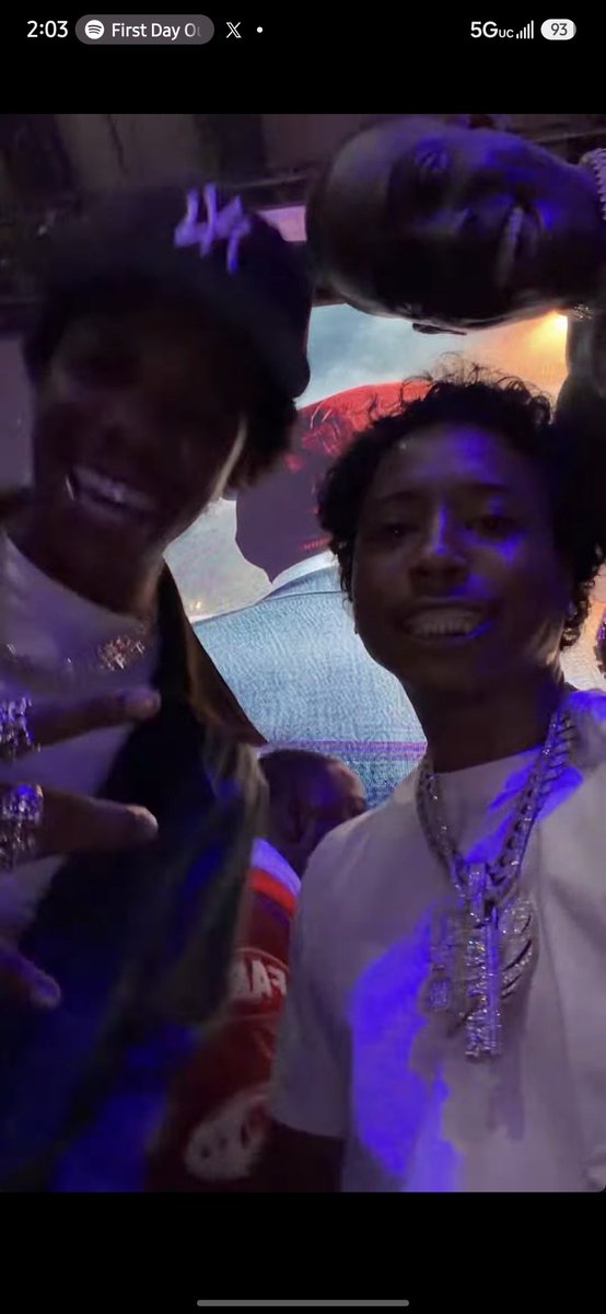 fargoisfree's tweet photo. when your favorite cousins link up 🤞🏽😭 #NotOnTorTour #ToryLanez https://t.co/SsRucw3MUe