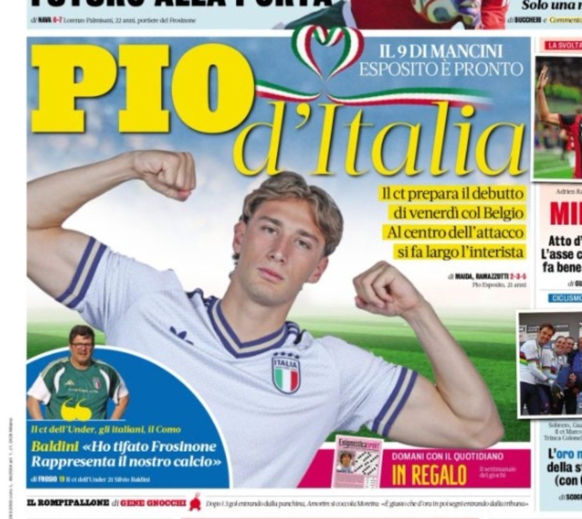 AirFred14's tweet photo. La Gazzetta dello Sport detta anche Official Supplier in breve:

Prima della partia contro il Belgio
Dopo la partita contro il Belgio

Ormai tutti sanno cosa siete! https://t.co/2fpnwjeZqR